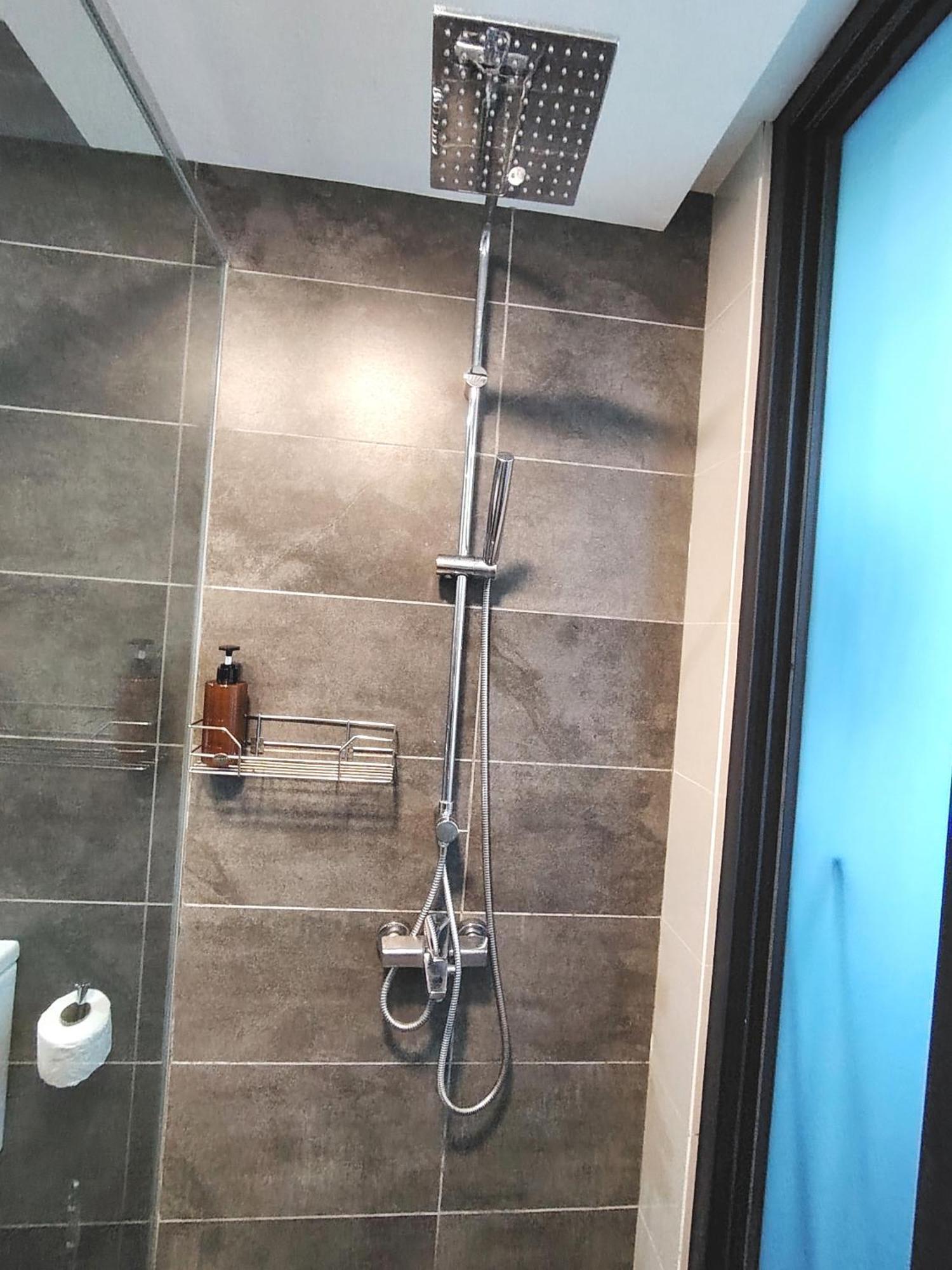 Almas Suites Poolview Netflix 100Mbps Bystay Nusajaya  Buitenkant foto